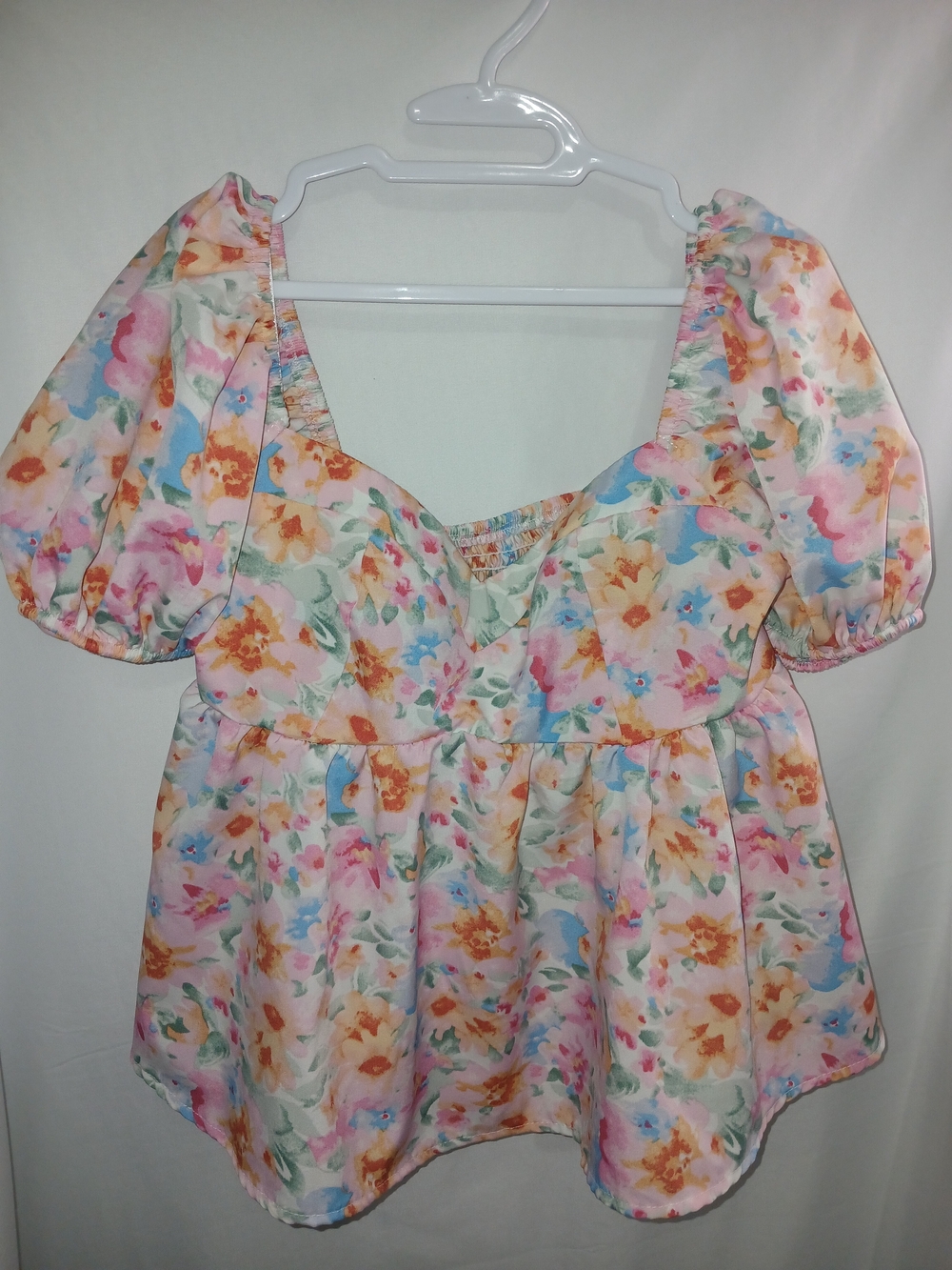 SHEIN Pastel Floral Puff-Sleeve Peplum Top